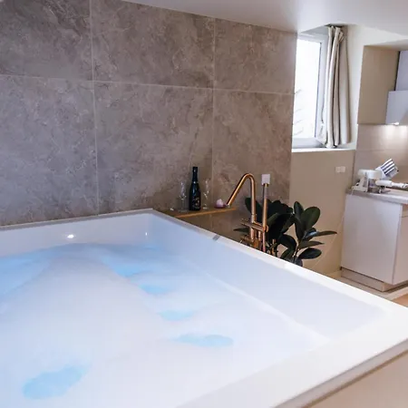 Eden - Luxe, Balnéo&sauna * Le Mans