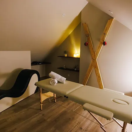 Eden - Luxe, Balneo & Sauna * Le Mans