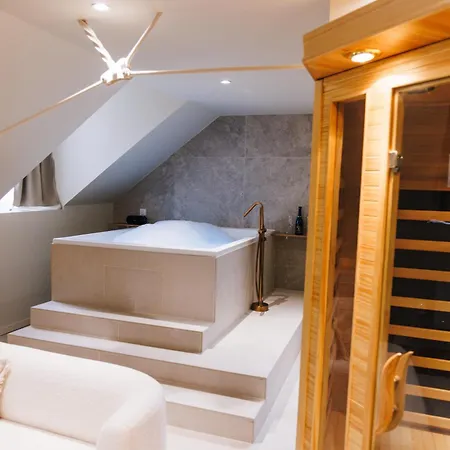 Eden - Luxe, Balnéo&sauna Appartement